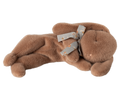 schlafender Plüsch Hase braun