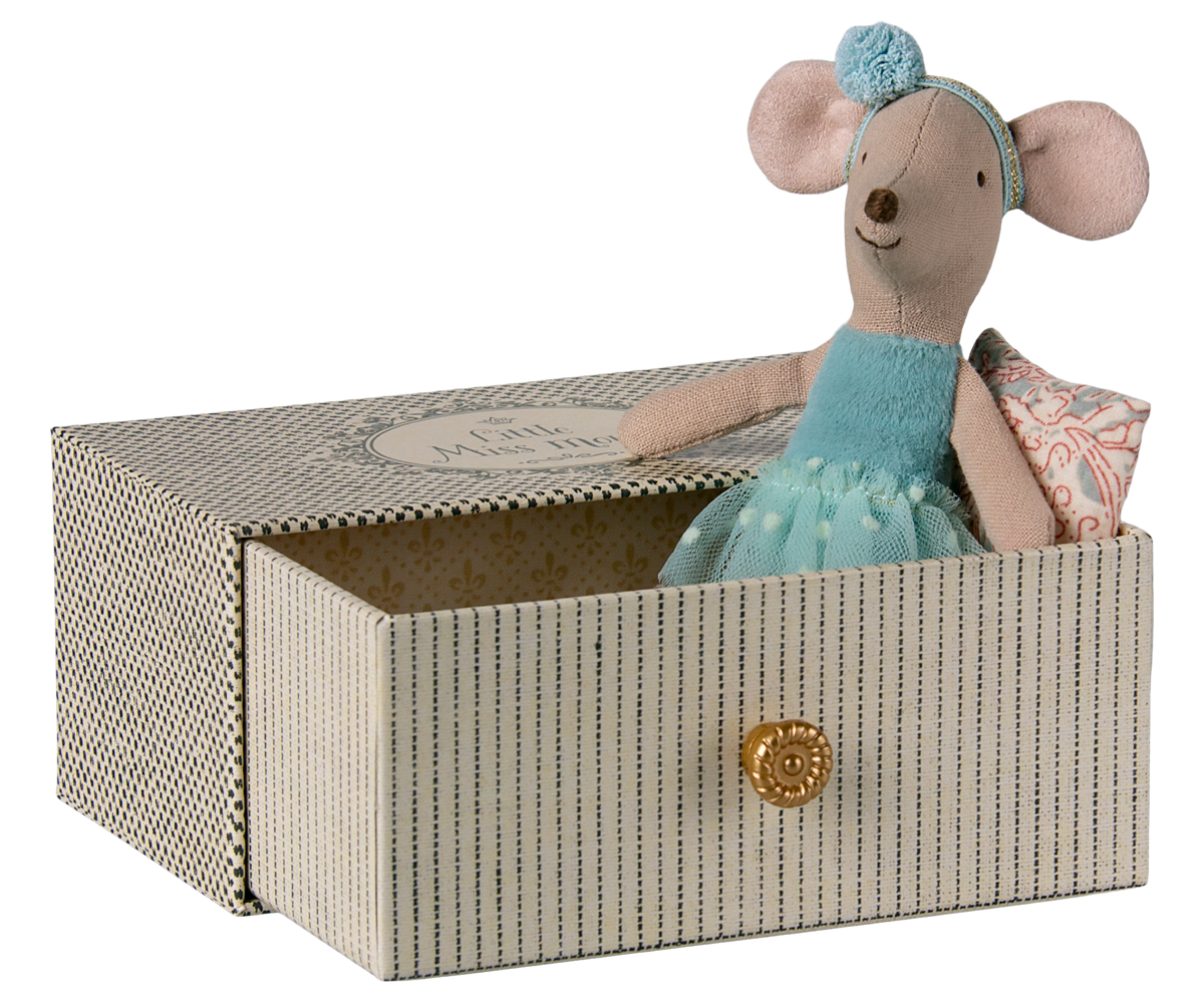 Tanzmaus im Tagesbett, Kleine Schwester