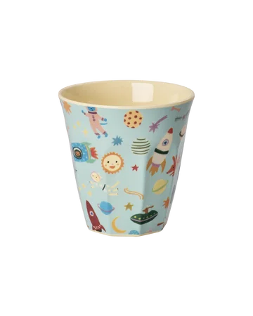 kleiner Kinder Becher