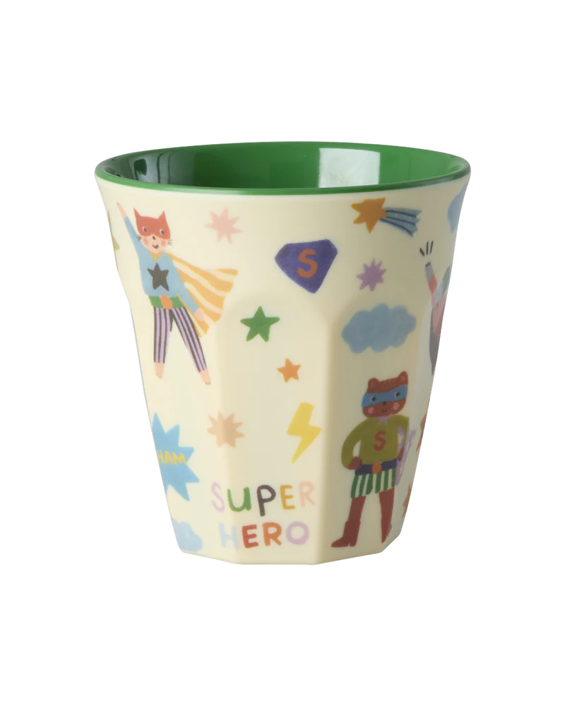 kleiner Kinder Becher