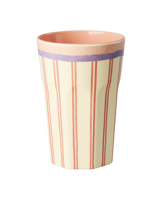 grosser Becher