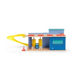 Tankstelle aus Holz